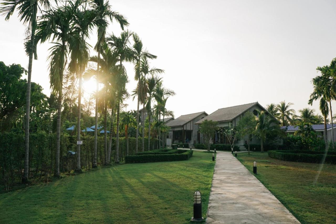 Na Vela Village Ko Lanta Extérieur photo