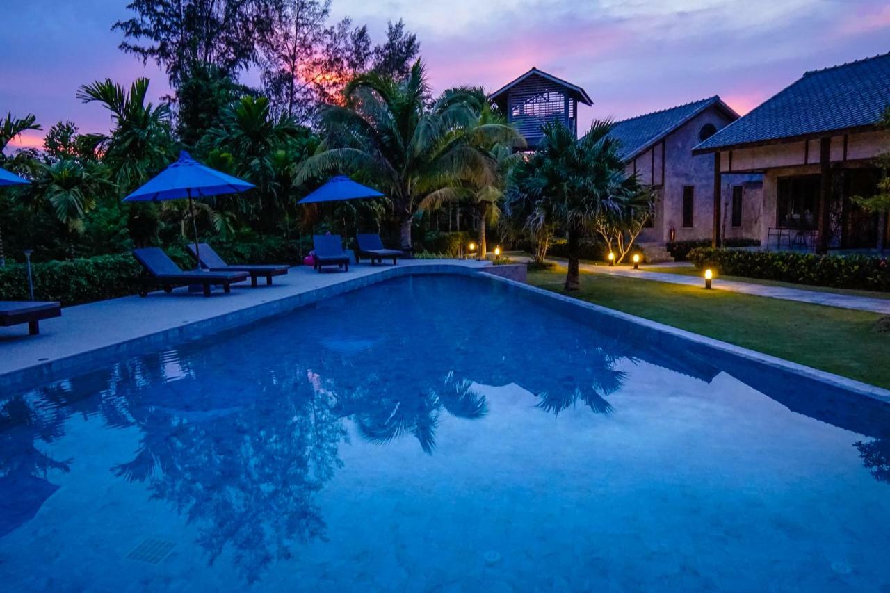 Na Vela Village Ko Lanta Extérieur photo